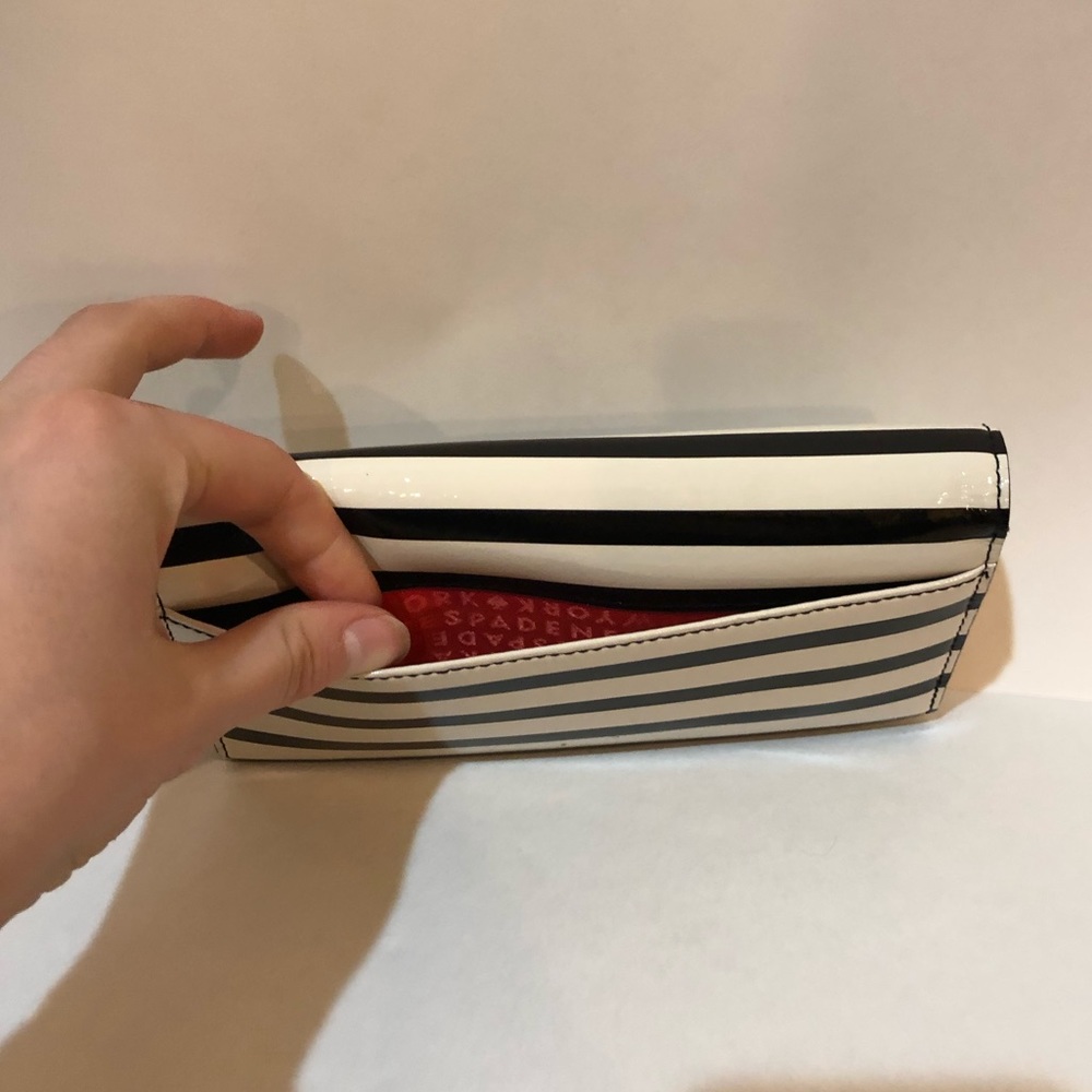 Kate Spade wallet - Picture 3 of 4